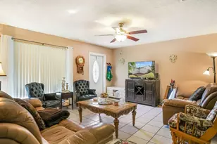 4929 NW 53rd St, Tamarac, FL 33319 - Photo 10