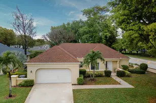 10195 Greentrail Dr, Boynton Beach, FL 33436 - Photo 2