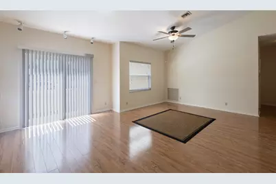 10195 Greentrail Drive, Boynton Beach, FL 33436 - Photo 14