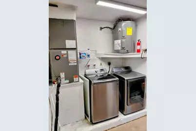 313 SE 4th Terrace, Dania, FL 33004 - Photo 16