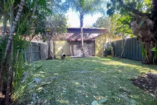 512 NW 43rd Pl, Deerfield Beach, FL 33064 - Photo 2