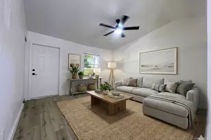 512 NW 43rd Pl, Deerfield Beach, FL 33064 - Photo 4