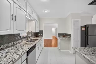 2317 NE 12th St, Fort Lauderdale, FL 33304 - Photo 14