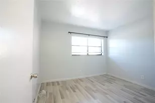 3400 Foxcroft Rd, Miramar, FL 33025 - Photo 8