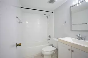 3400 Foxcroft Rd, Miramar, FL 33025 - Photo 6