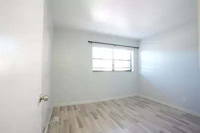 3400 Foxcroft Road #310, Miramar, FL 33025 - Photo 8