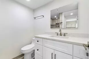 347 Capri H, Delray Beach, FL 33484 - Photo 8