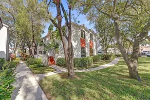 11970 NW 11th St, Pembroke Pines, FL 33026 - Photo 1