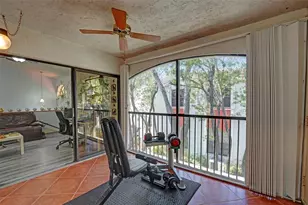 11970 NW 11th St, Pembroke Pines, FL 33026 - Photo 36