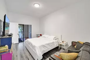 11970 NW 11th St, Pembroke Pines, FL 33026 - Photo 22