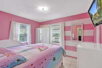 14115 NE 11th Avenue, North Miami, FL 33161 - Photo 16