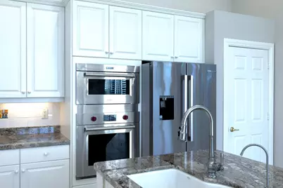 9016 Lakes Boulevard, West Palm Beach, FL 33412 - Photo 8