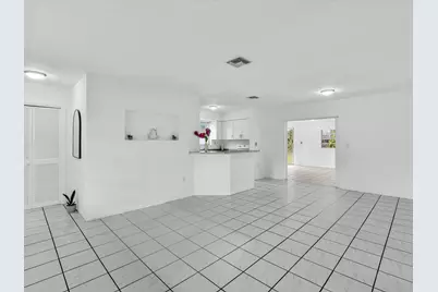 7971 NW 16th Street, Hollywood, FL 33024 - Photo 4