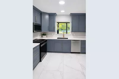 22454 Cypress Wood Lane, Boca Raton, FL 33428 - Photo 6