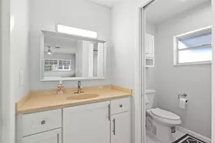 943 Savannas Point Dr, Fort Pierce, FL 34982 - Photo 24