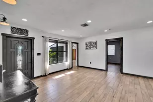 6881 SW 2nd St, Pembroke Pines, FL 33023 - Photo 8