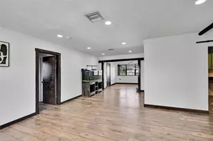 6881 SW 2nd St, Hollywood, FL 33023 - Photo 6