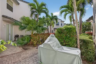1900 Oceanwalk Lane #138, Pompano Beach, FL 33062 - Photo 32