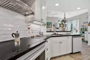 1900 Oceanwalk Ln, Pompano Beach, FL 33062 - Photo 6