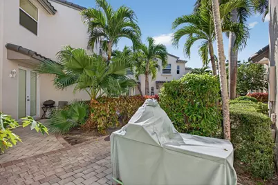 1900 Oceanwalk Lane #138, Pompano Beach, FL 33062 - Photo 30