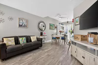 1900 Oceanwalk Lane #138, Lauderdale by the Sea, FL 33062 - Photo 14