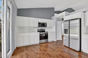 16695 SW 1st St, Pembroke Pines, FL 33027 - Photo 12