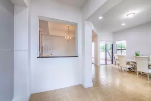 8362 NW 39th Ct, Hollywood, FL 33024 - Photo 6