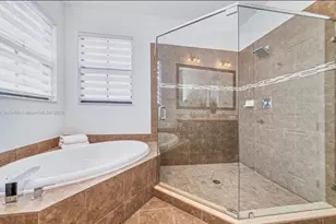 8362 NW 39th Ct, Hollywood, FL 33024 - Photo 12