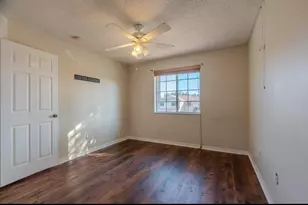 19431 SW 2nd St, Pembroke Pines, FL 33029 - Photo 16