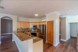 19431 SW 2nd St, Pembroke Pines, FL 33029 - Photo 10