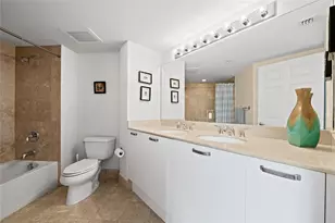 2011 N Ocean Blvd, Fort Lauderdale, FL 33305 - Photo 30