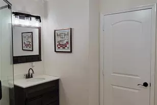 4153 NW 47th Terrace, Lauderdale Lakes, FL 33319 - Photo 12