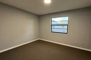 910 Wagner Pl, Fort Pierce, FL 34982 - Photo 10