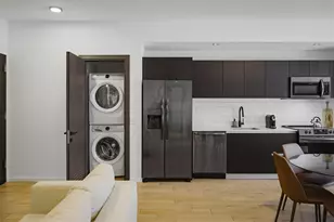 398 NE 5th St, Miami, FL 33132 - Photo 12