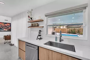 136 Greens Rd, Hollywood, FL 33021 - Photo 14