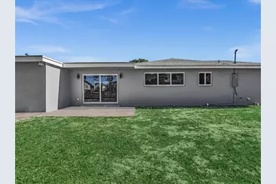 17800 NW 11th Avenue, Miami Gardens, FL 33169 - Photo 16