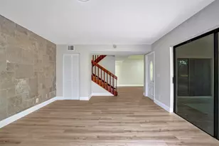 4872 NW 95th Ave, Sunrise, FL 33351 - Photo 10