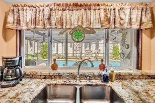 8991 SW 49th St, Cooper City, FL 33328 - Photo 14