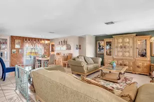 8991 SW 49th St, Cooper City, FL 33328 - Photo 8