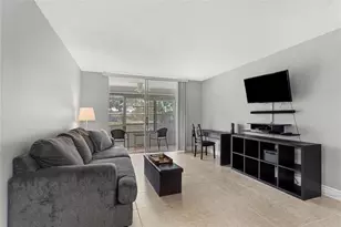 9700 Sunrise Lakes Blvd, Sunrise, FL 33322 - Photo 6