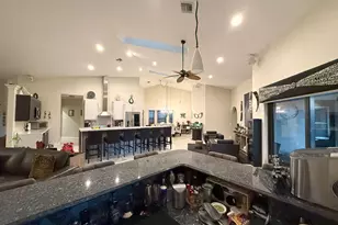 8472 NW 52nd Pl, Pompano Beach, FL 33067 - Photo 8