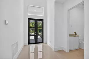 6401 Park Ln, Lake Worth, FL 33449 - Photo 10