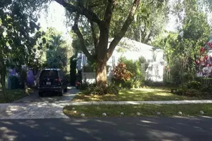 44 SW 5th St, Dania Beach, FL 33004 - Photo 4