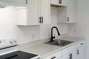 2745 Funston St, Hollywood, FL 33020 - Photo 8