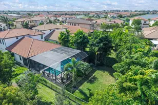 11725 Bayview Cir, Parkland, FL 33076 - Photo 30