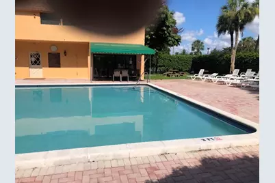 430 Commodore Drive #310, Plantation, FL 33325 - Photo 8