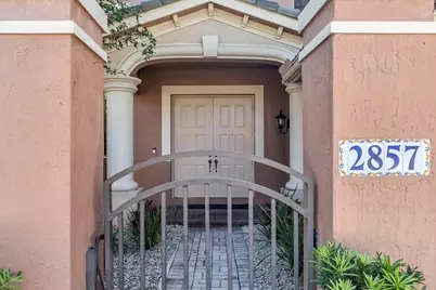 2857 Kinsington Circle #17-4, Weston, FL 33332 - Photo 4