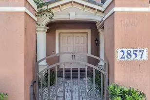 2857 Kinsington Cir, Fort Lauderdale, FL 33332 - Photo 4