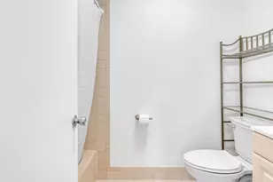 8911 NW 28th Dr, Coral Springs, FL 33065 - Photo 28