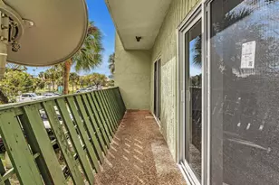 8911 NW 28th Dr, Coral Springs, FL 33065 - Photo 12